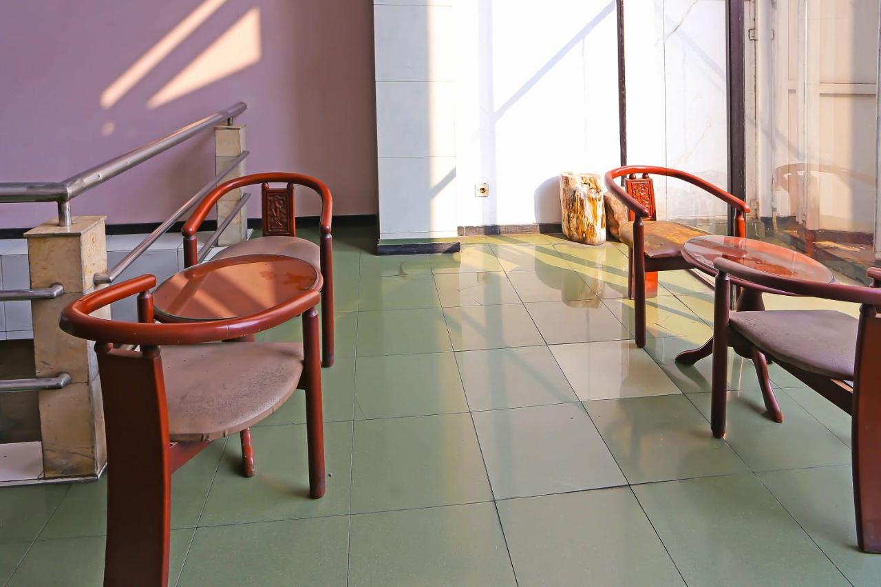 Collection O 92739 Hotel Pintu Besar Jakarta Exterior photo